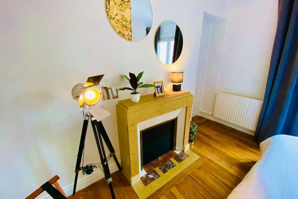 Appartement Hypercentre T3 60m2 Calme&Chaleureux à Reims Extérieur photo