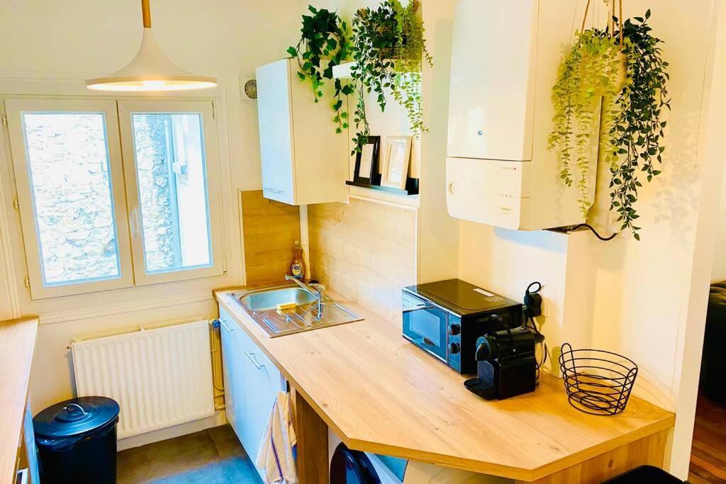 Appartement Hypercentre T3 60m2 Calme&Chaleureux à Reims Extérieur photo
