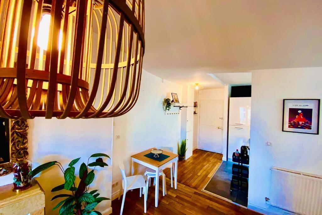 Appartement Hypercentre T3 60m2 Calme&Chaleureux à Reims Extérieur photo